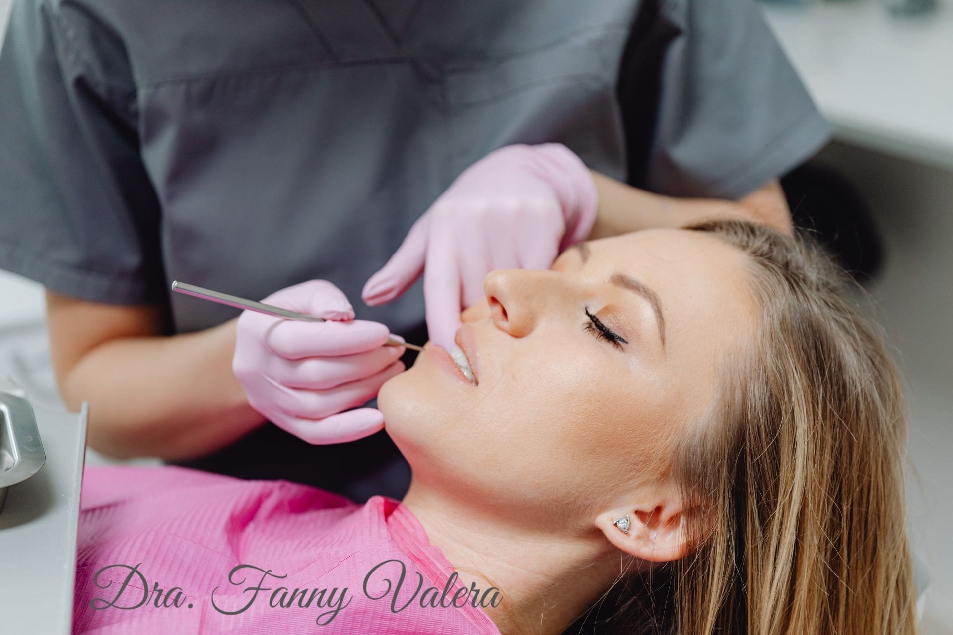 teeth cleaning, teeth deep cleaning, limpieza dental profesional